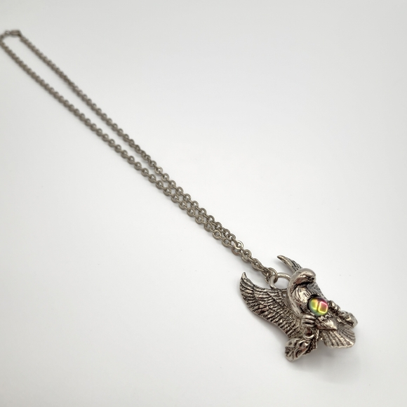 Majestic Silver Eagle Pendant Necklace - Vintage 90s - Picture 7 of 12